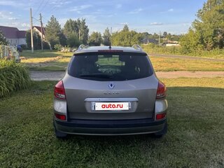 2008 Renault Clio III, золотистый, 520000 рублей, вид 5