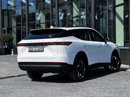 2026 Omoda C7, белый, 3499000 рублей, вид 2