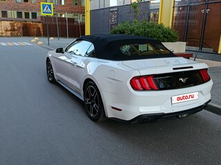 2022 Ford Mustang VI Рестайлинг, белый, 3350000 рублей, вид 5