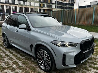 2024 BMW X5 40i IV (G05/G18) Рестайлинг, серый, 10990000 рублей, вид 3