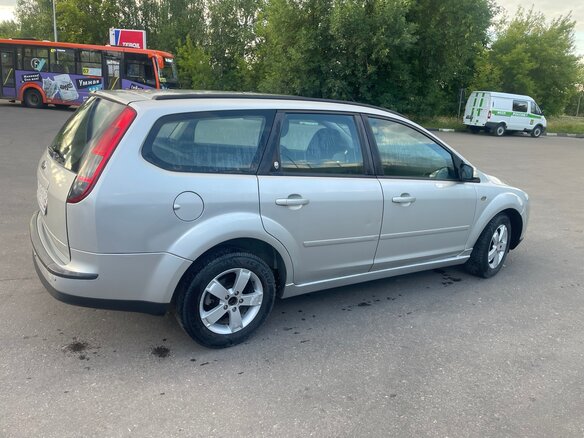 2006 Ford Focus II, серый, 420000 рублей - вид 2