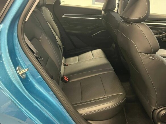 2024 Geely Emgrand II, синий, 1850000 рублей - вид 11