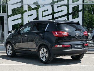 2011 Kia Sportage III, чёрный, 1500000 рублей, вид 2