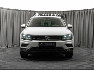 2018 Volkswagen Tiguan II, белый, 2420000 рублей, вид 3