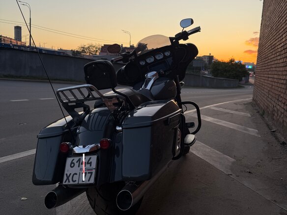 2014 Harley-Davidson Street Glide, серый - вид 10