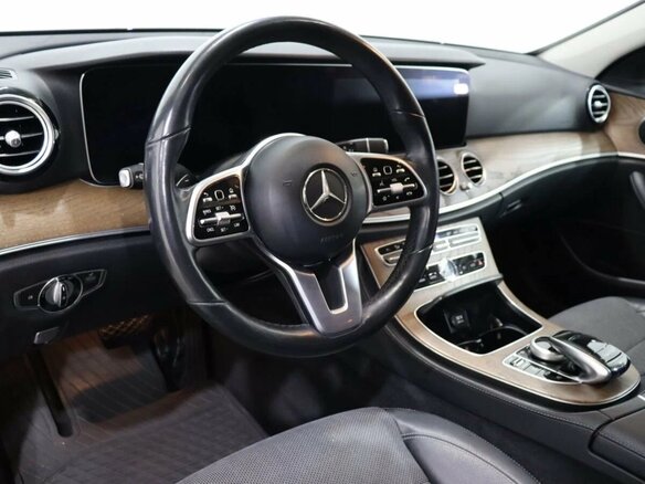 2018 Mercedes-Benz E-Класс 220 d V (W213, S213, C238), серый - вид 2