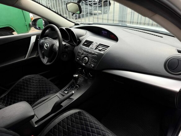 2013 Mazda 3 II (BL) Рестайлинг, белый - вид 13