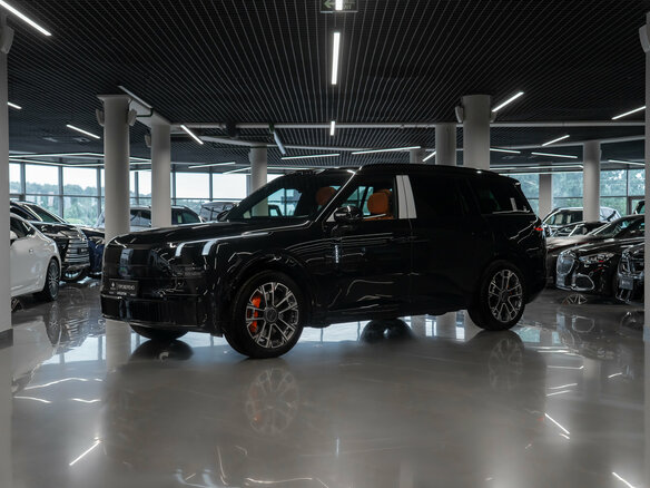 2025 Lynk & Co 900, чёрный