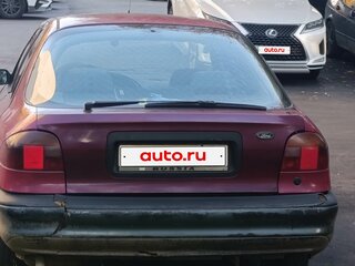 1993 Ford Mondeo I, красный, 135000 рублей, вид 2