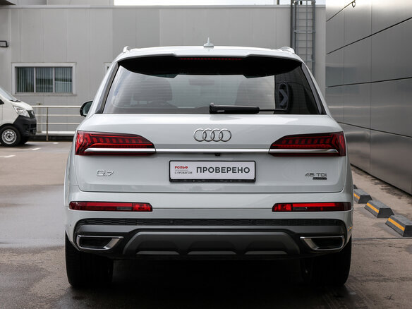 2020 Audi Q7 45 TDI II (4M) Рестайлинг, белый - вид 5
