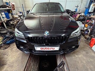 2015 BMW 5 серии 520d VI (F10/F11/F07) Рестайлинг, чёрный, 2440000 рублей, вид 5
