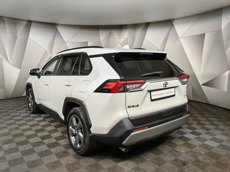 2021 Toyota RAV4 V (XA50), белый, 2989000 рублей, вид 4