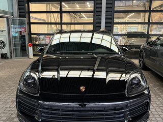 2019 Porsche Cayenne III, чёрный, 6900000 рублей, вид 2