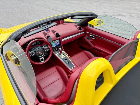 2020 Porsche Boxster S IV 718 (982), жёлтый, 8700000 рублей - вид 13