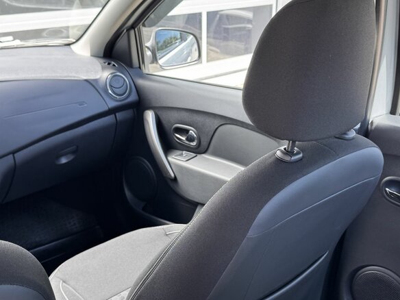 2016 Renault Logan II, серый - вид 16