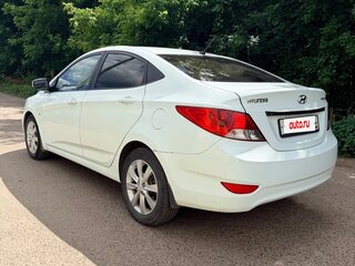 2011 Hyundai Solaris I, белый, 670000 рублей, вид 3