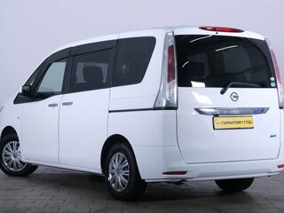 2011 Nissan Serena IV (C26), белый, 1139000 рублей, вид 4