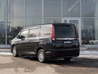 2016 Toyota Esquire I, чёрный, 1950000 рублей, вид 2