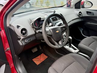 2012 Chevrolet Aveo II, красный, 440000 рублей, вид 5