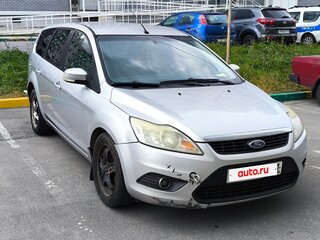 2010 Ford Focus II Рестайлинг, серебристый, 430000 рублей, вид 2