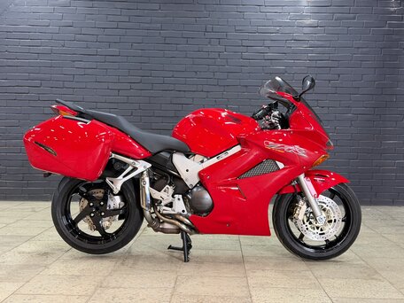 2002 Honda VFR 800, красный, 615000 рублей, вид 2