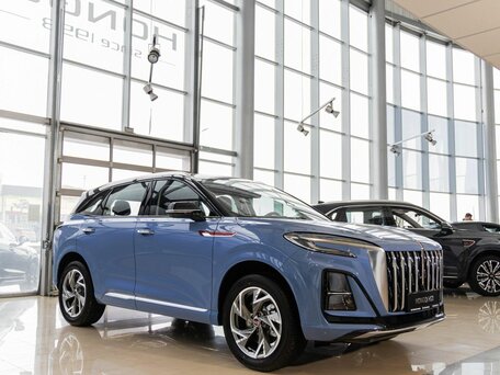Hongqi HS3