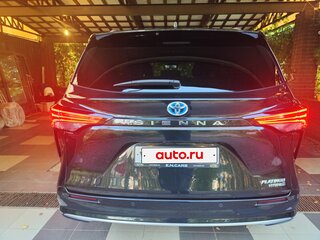 2021 Toyota Sienna IV, чёрный, 5100000 рублей, вид 5