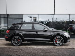2025 Audi Q5 L 45 TFSI II (FY) Рестайлинг, чёрный, 5999000 рублей, вид 5