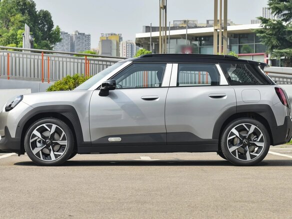 2025 Mini Aceman E, серебристый, 2890002 рублей - вид 6