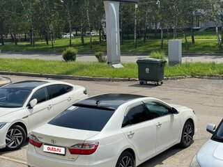 2017 Toyota Camry VII (XV50) Рестайлинг 2, белый, 2300000 рублей, вид 5