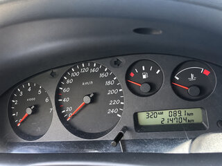2002 Nissan Almera II (N16), серебристый, 350000 рублей, вид 4
