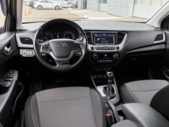 2018 Hyundai Solaris II, чёрный - вид 5