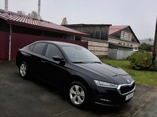 2021 Skoda Octavia IV (A8), чёрный, 2300000 рублей, вид 4