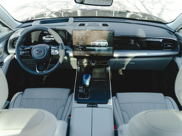 2025 GAC GS8 Traveller II, чёрный - вид 17