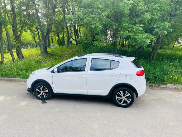 2017 Lifan X50, белый, 450000 рублей - вид 4