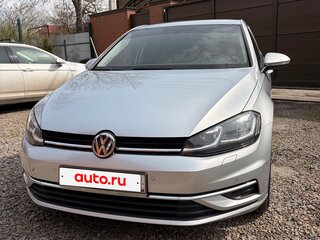 2018 Volkswagen Golf VII Рестайлинг, серебристый, 1800000 рублей, вид 1