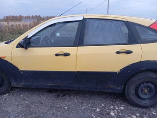 2003 Ford Focus I Рестайлинг, жёлтый, 100000 рублей, вид 3