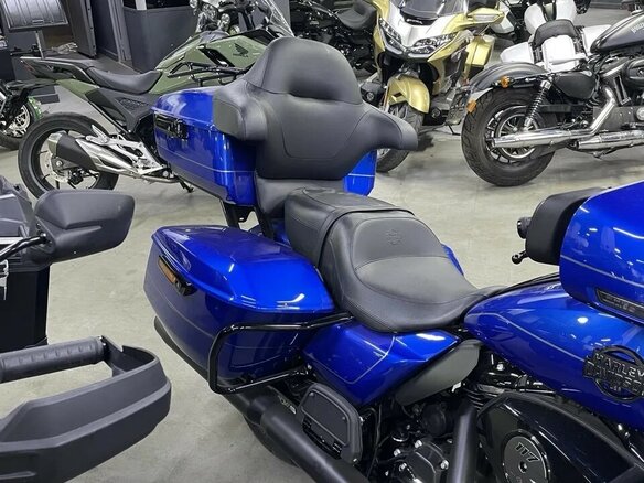 2025 Harley-Davidson Street Glide Ultra, чёрный, 4150000 рублей - вид 5