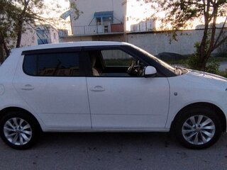 2012 Skoda Fabia II Рестайлинг, белый, 585000 рублей, вид 5