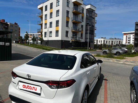2019 Toyota Corolla XII (E210), белый, 1750000 рублей - вид 6
