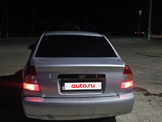 2005 Hyundai Accent ТагАЗ II, серебристый, 350000 рублей, вид 2