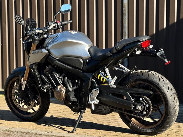 2019 Honda CB 650R, серебристый, 725000 рублей - вид 6