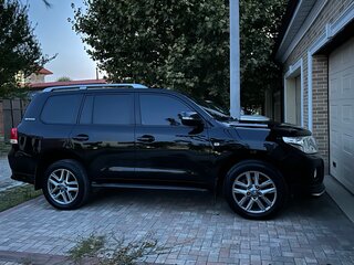 2011 Toyota Land Cruiser 200 Series, чёрный, 3600000 рублей, вид 2