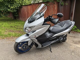 2021 Suzuki Burgman (SkyWave) 400, серебристый, 525000 рублей, вид 2
