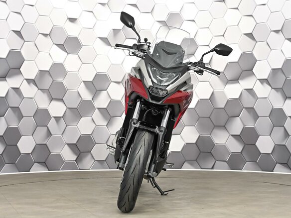 2023 Honda NC 750X, красный, 999000 рублей - вид 4