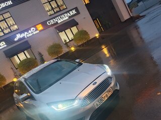 2011 Ford Focus III, серебристый, 420000 рублей, вид 5