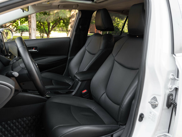 2022 Toyota Corolla XII (E210), белый - вид 12