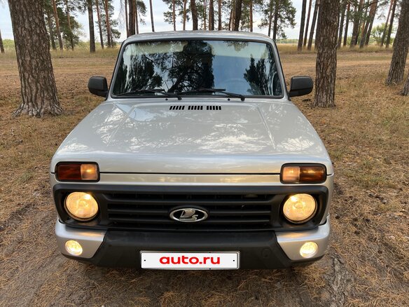 2018 Lada (ВАЗ) 2121 (4x4) Urban I Рестайлинг, серебристый, 685000 рублей - вид 8