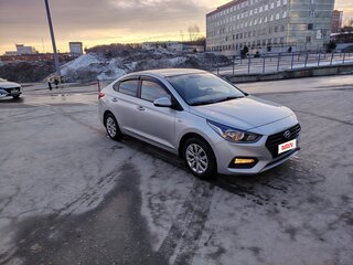 2018 Hyundai Solaris II, серебристый, 1100000 рублей, вид 1