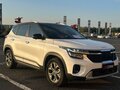 2023 Kia Seltos I Рестайлинг, белый, 1950000 рублей - вид 3